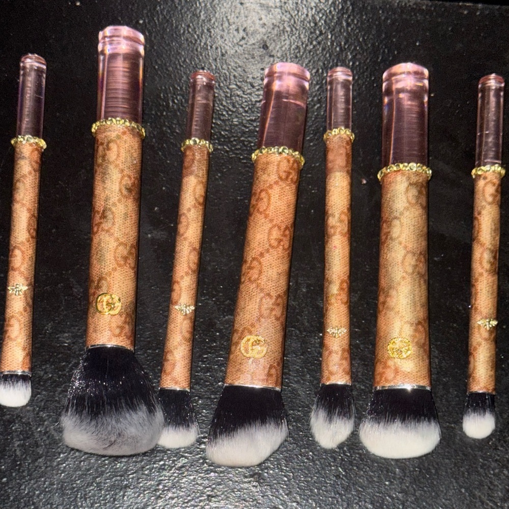 Brown Patterned 7-Piece Makeup Brush Set - Soft Synthetic Bristles